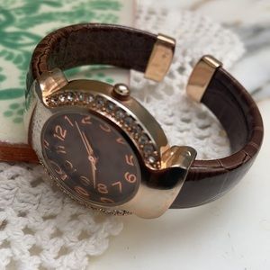 Studio Time Quartz bracelet cuff Base Metal Bezel stainless steel back watch